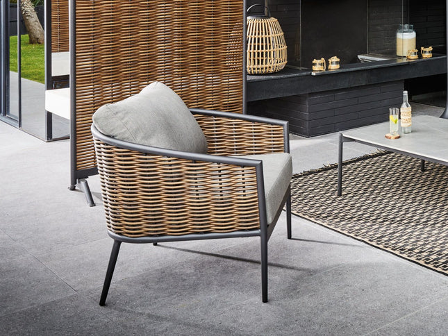 Ensemble détente Muse – Salon de jardin aluminium et résine (2 fauteuils + canapé 3 places)